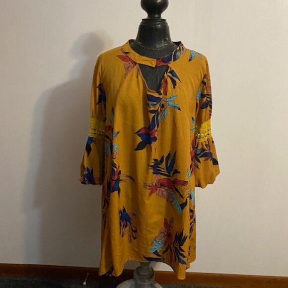 L&B Golden Floral dress with puff crochet sleeves, size S - Picture 1 of 4